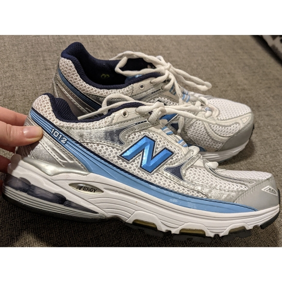 new balance 1012